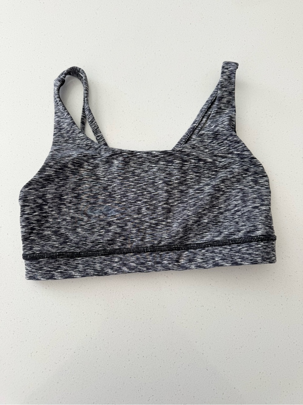 Lululemon Energy Bra in Dramatic Static White Black Size 6